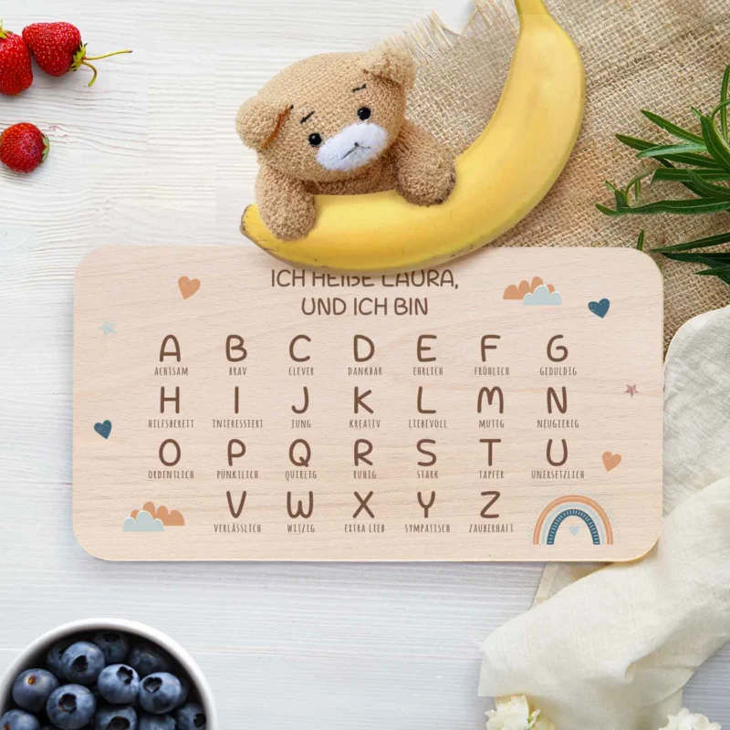 Frühstücksbrettchen mit Druckmotiv & Name - ABC Regenbogen GRAVURZEILE