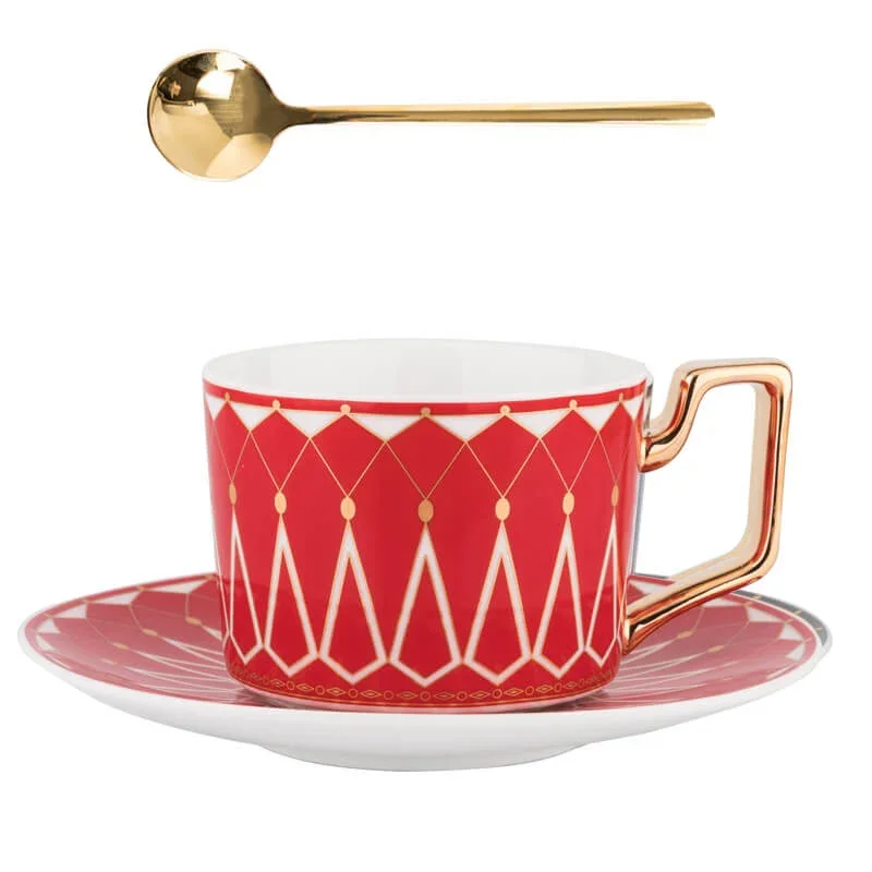Quadratischer Kaffeebecher mit Retro-Muster