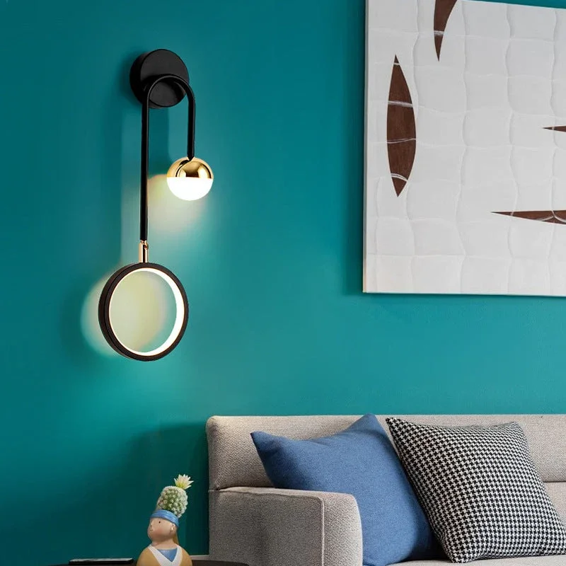 Nordische drehbare LED Wandleuchte für modernes Interieur | Karnz
