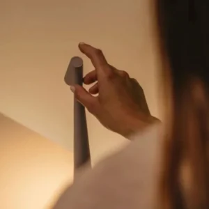 Karnz | Nordic Minimalistisches Design Stimmungslicht | Kabellos | LED | Leselampe | Tischlampe